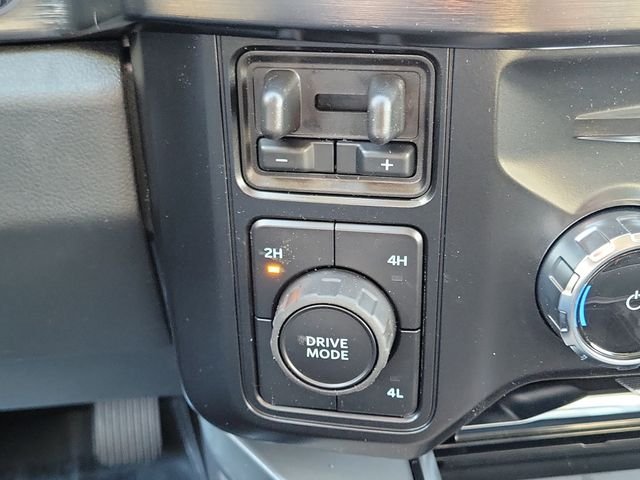New 2026 Carbonized Gray Metallic Ford F-350® Lariat® image 12