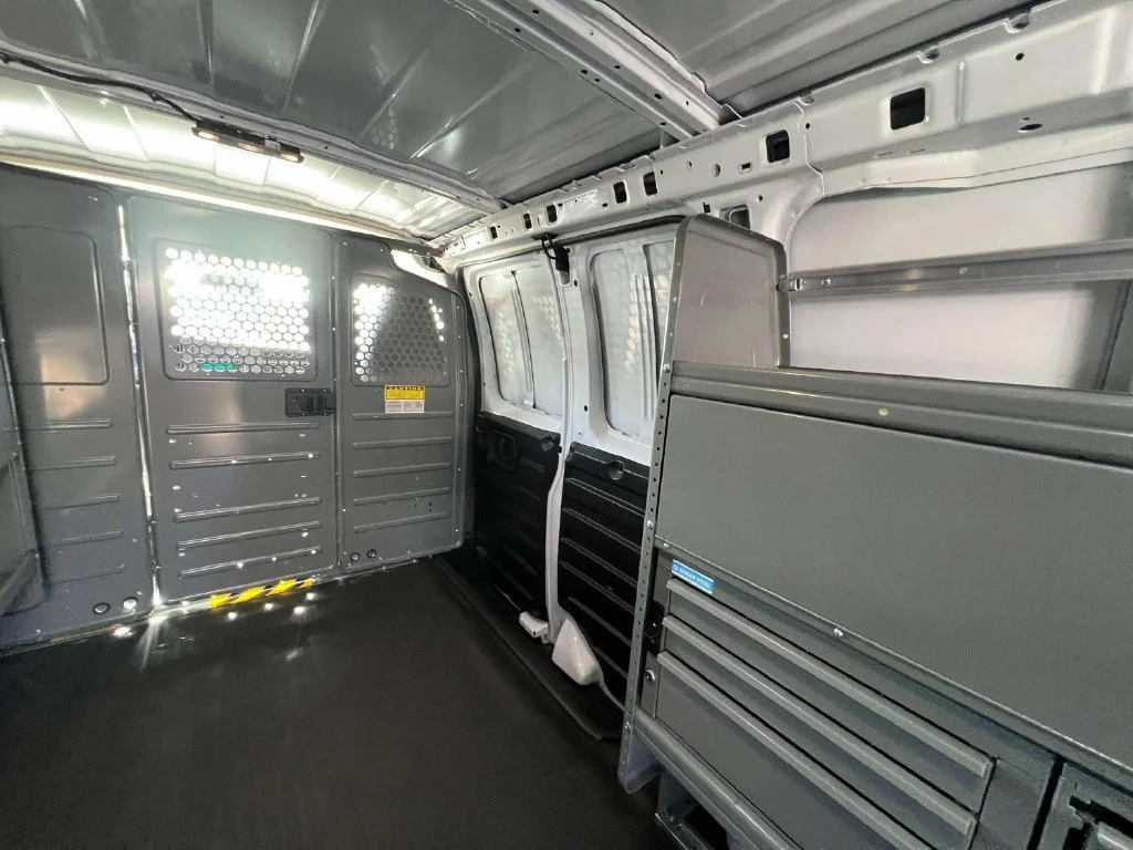 2026 Chevrolet Express Cargo Work Van - Photo 28