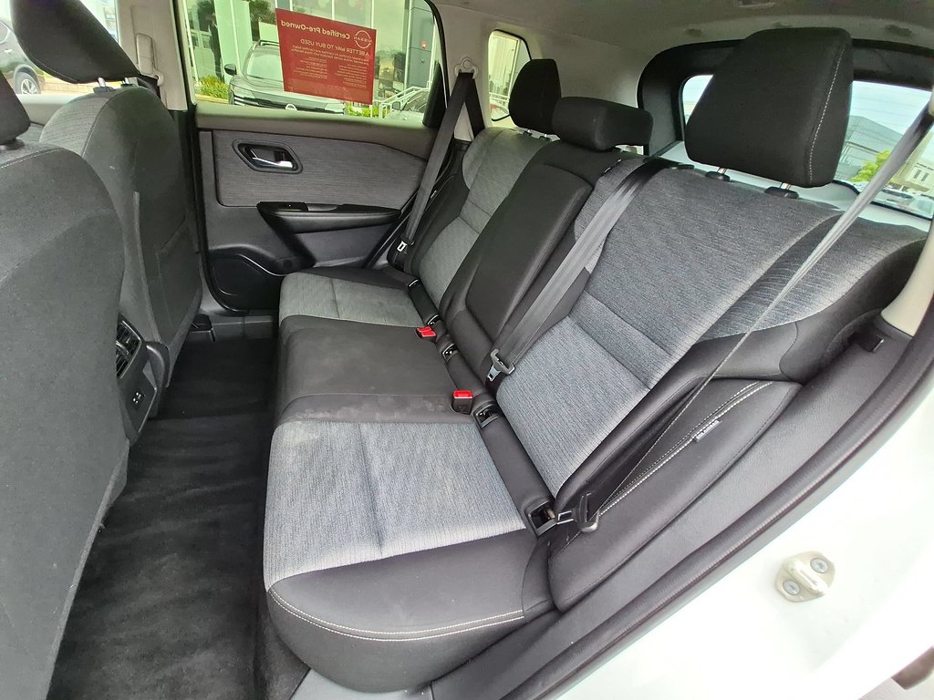 Used 2023 Pearl White TriCoat Nissan SV image 22