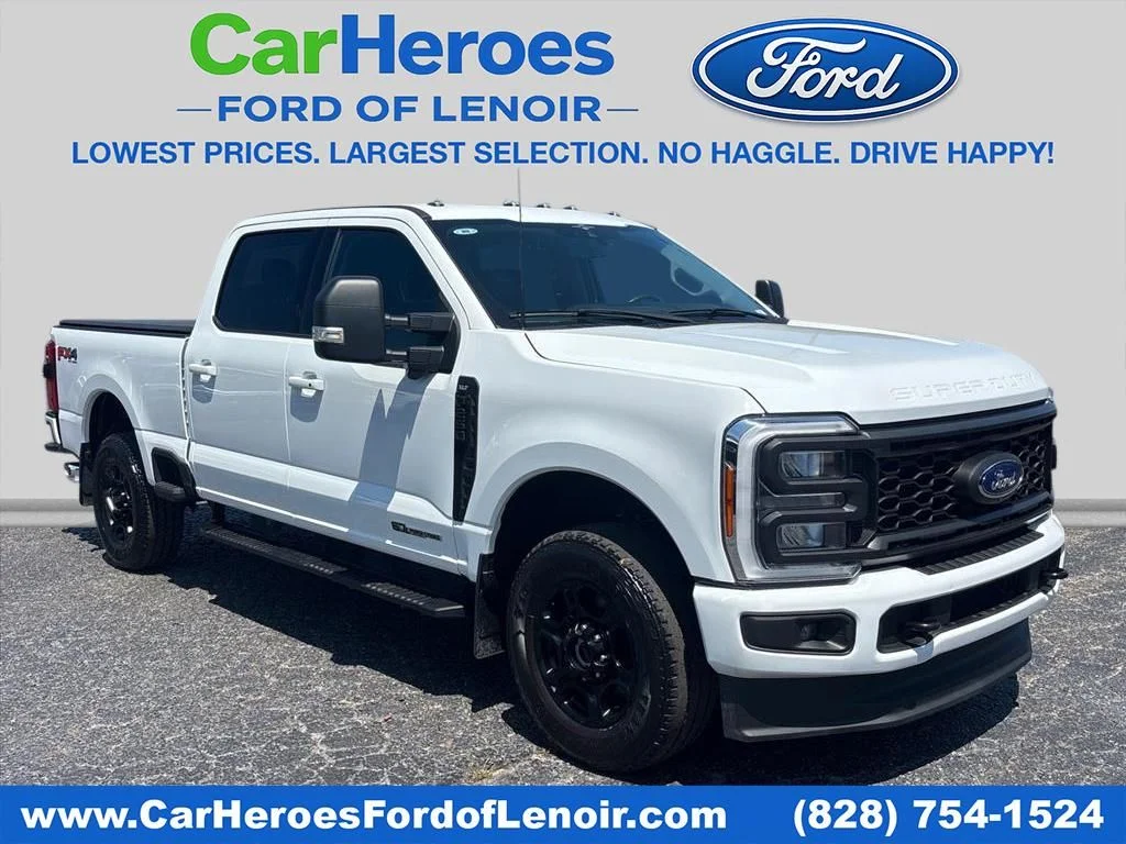 Used 2023 Oxford White Ford XLT image 1
