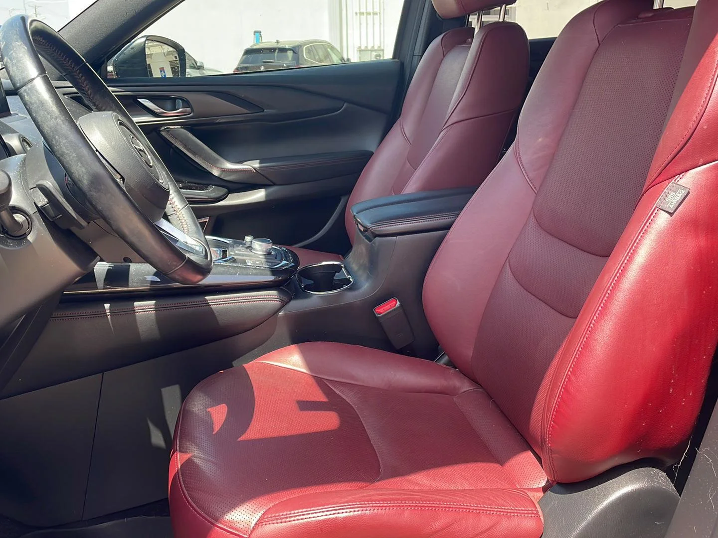 Used 2022 Polymetal Gray Metallic Mazda Carbon Edition image 5