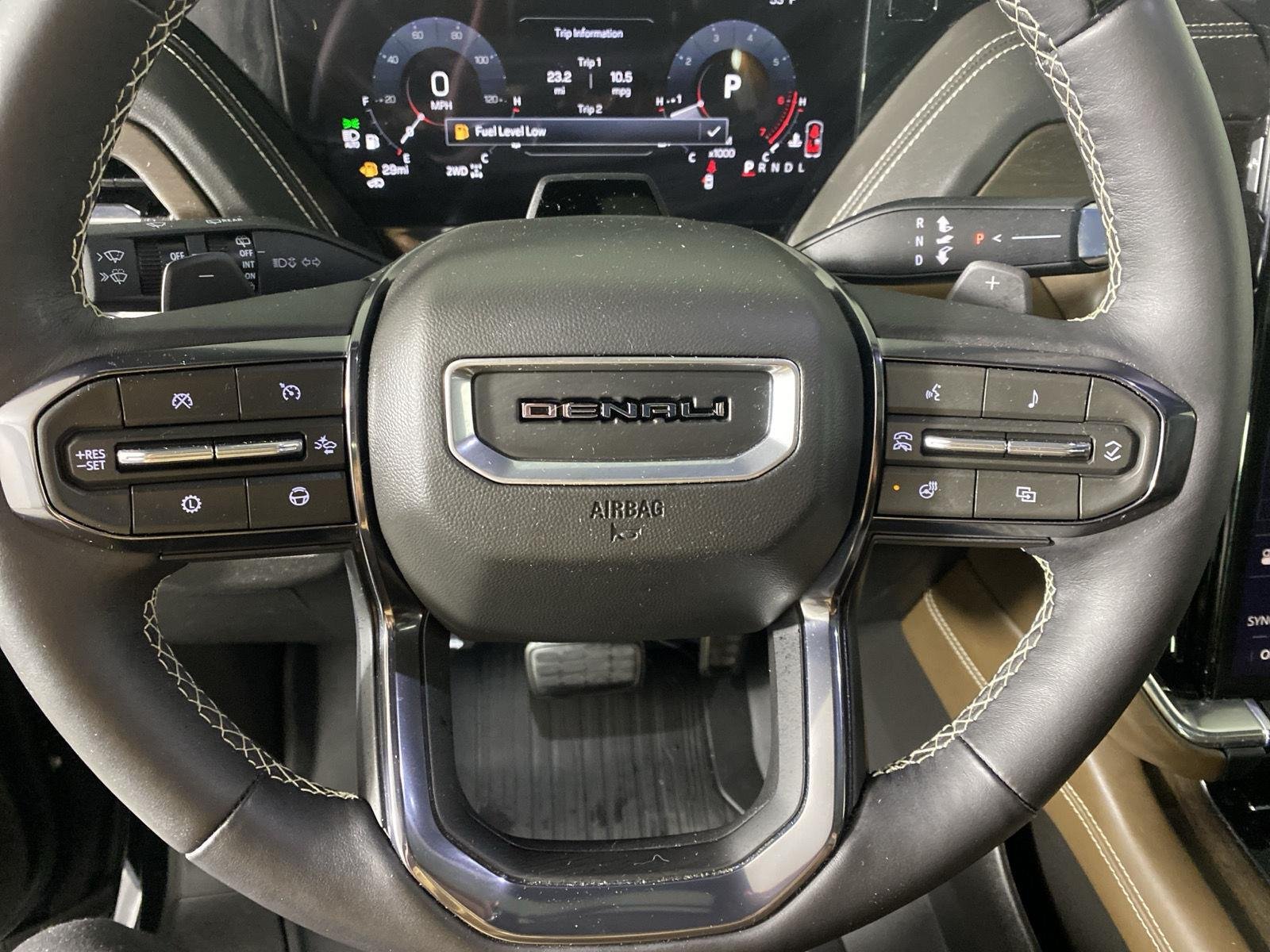 Used 2026 Onyx Black GMC Denali Ultimate image 15