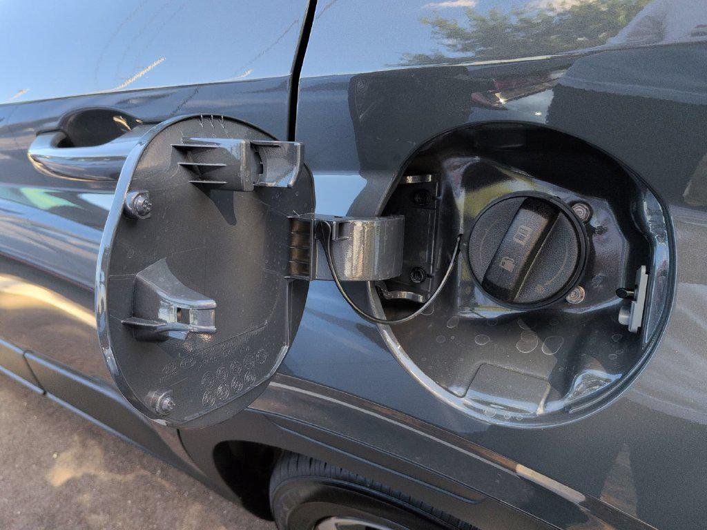 New 2026 Gray Hyundai SEL image 18