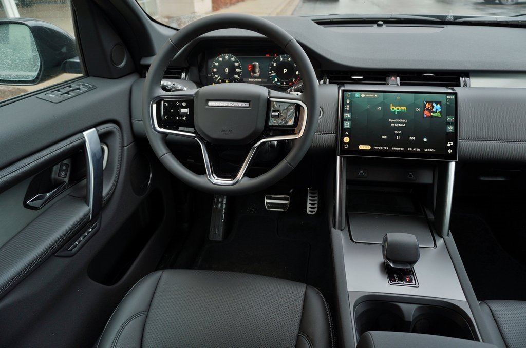 2026 LAND ROVER DISCOVERY SPORT - Image 15
