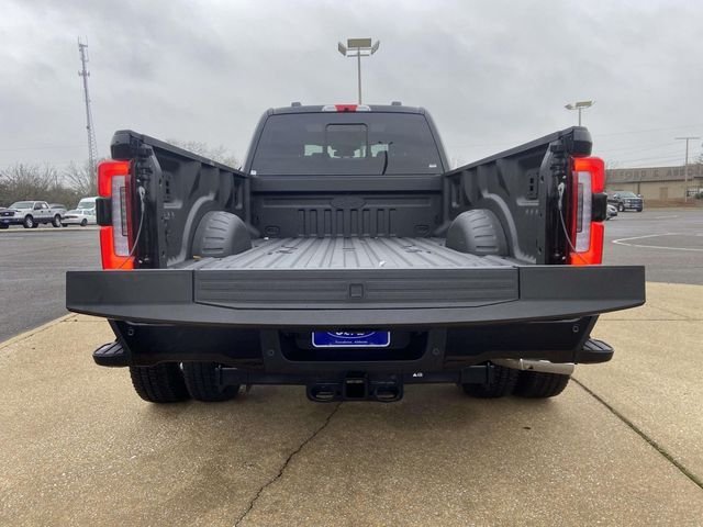 2026 Ford F-350 Super Duty Platinum - Photo 28