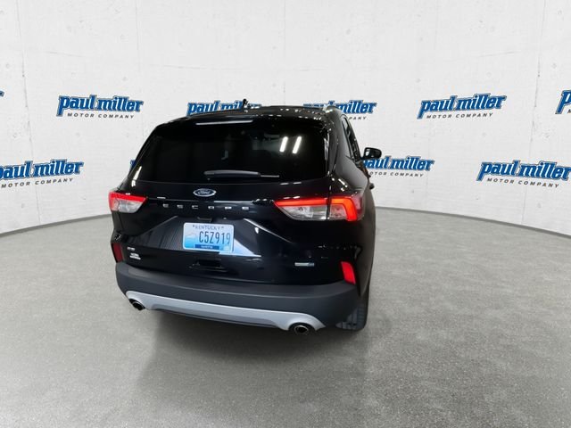Used 2020 Black Metallic Ford SE image 10