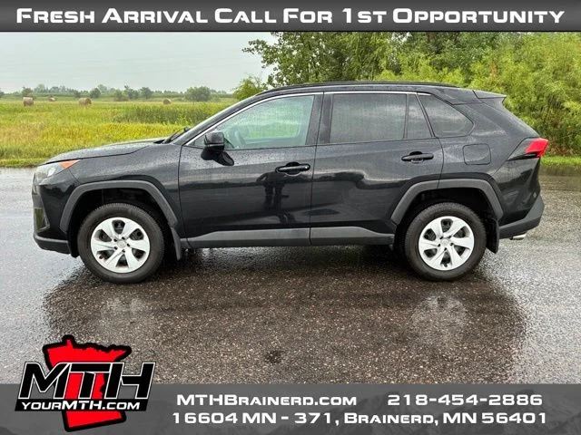 Used 2020 Black Toyota LE image 5