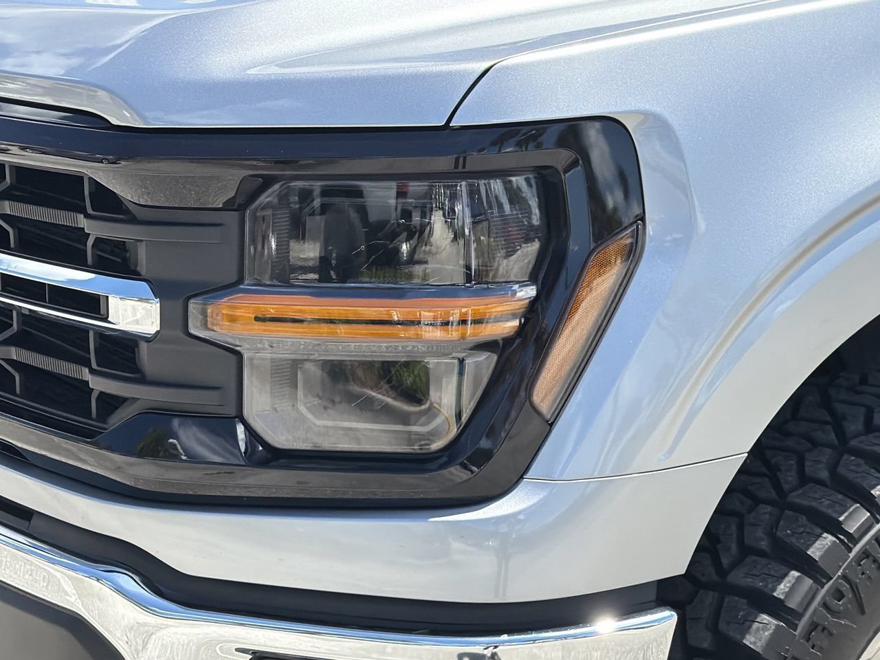 Used 2024 Silver Metallic Ford XLT image 6