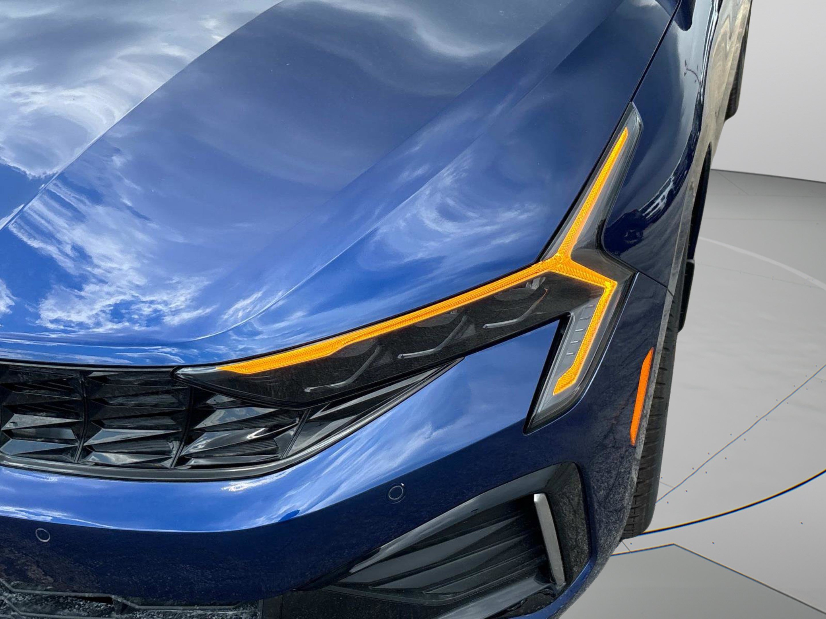 2025 Kia K5 EX - Photo 10
