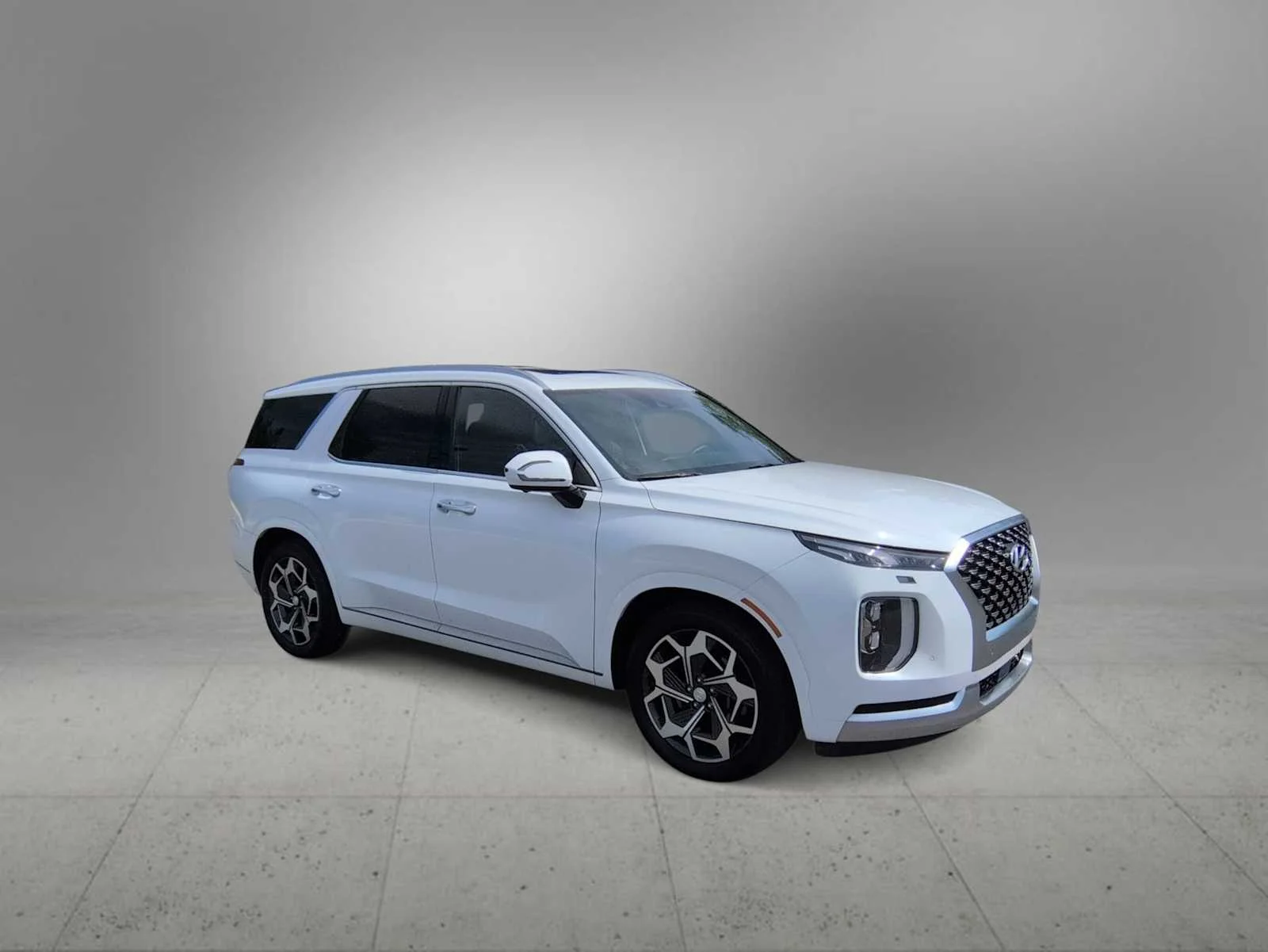 Used 2022 White Hyundai Calligraphy image 2