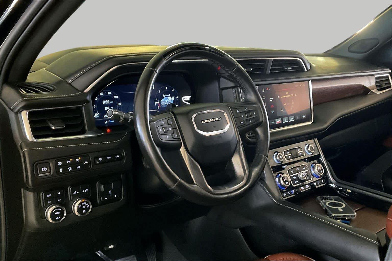 Used 2023 Onyx Black GMC Denali Ultimate image 15