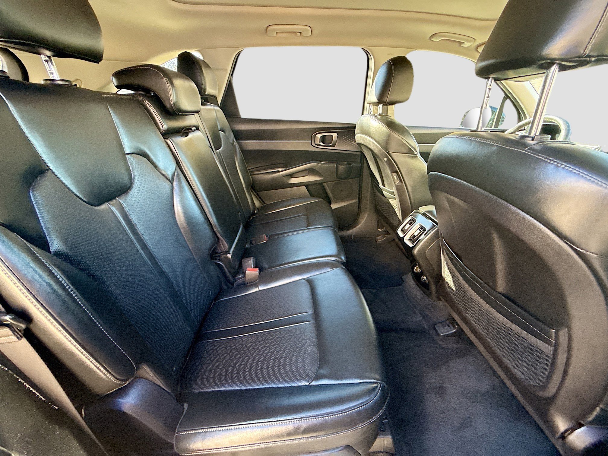 Used 2021 Gravity Grey Kia S image 28