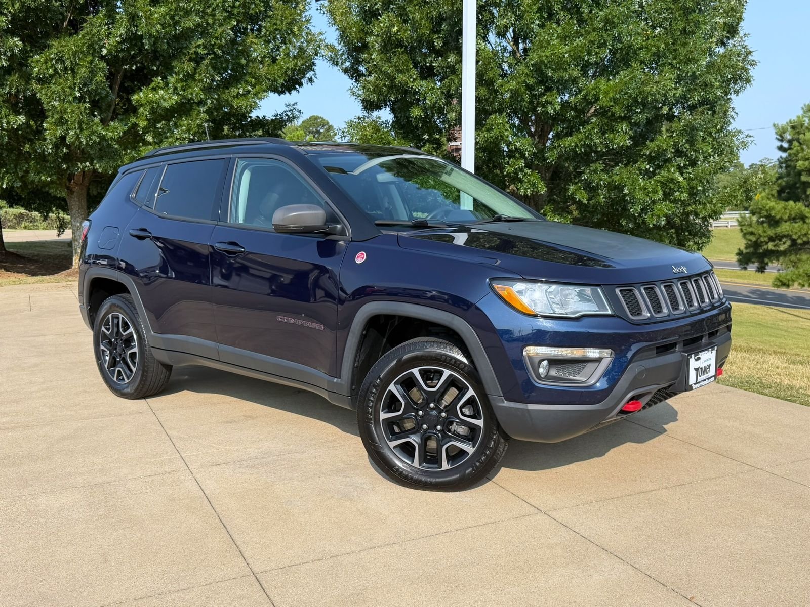 Used 2019 Jazz Blue Pearlcoat Jeep Trailhawk image 1