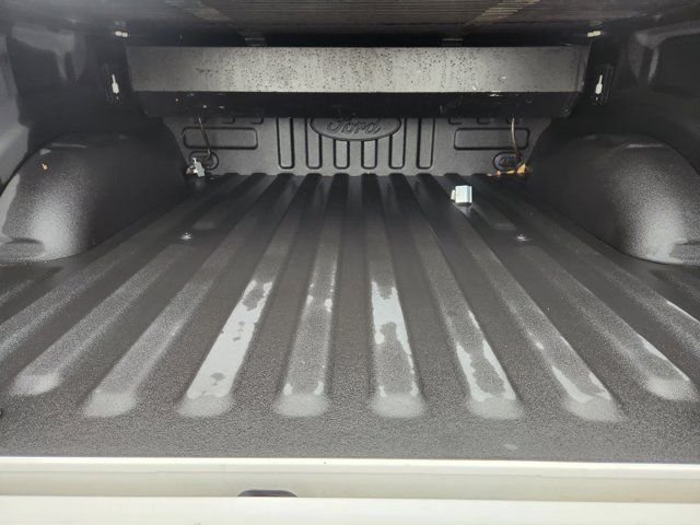 Used 2022 White Ford Lariat image 34