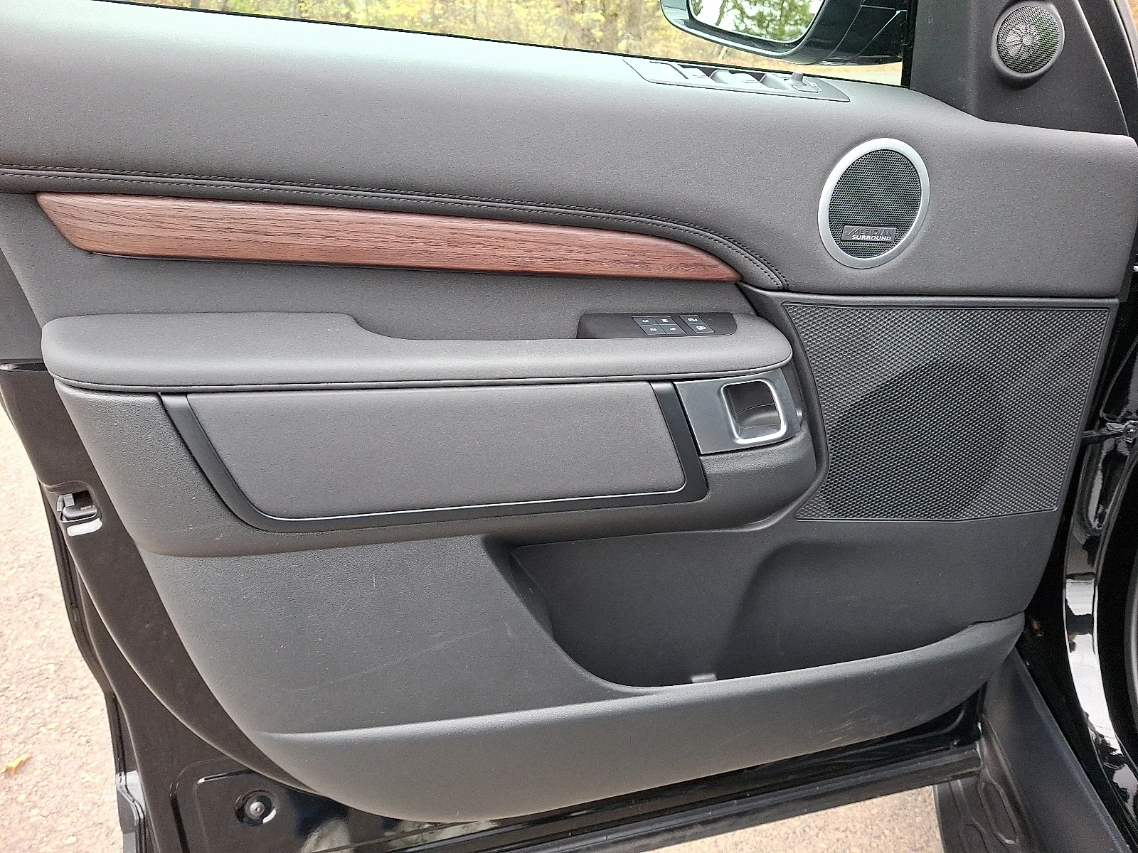 2025 Land Rover Discovery S - Photo 12