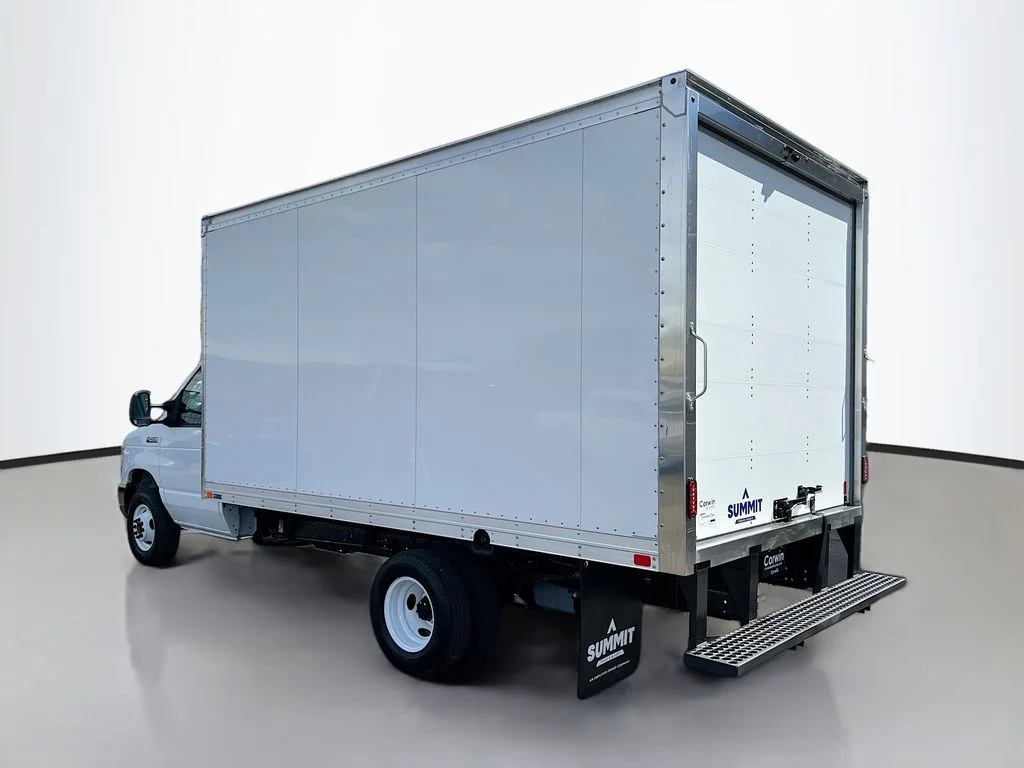 New 2027 Oxford White Ford Base image 10