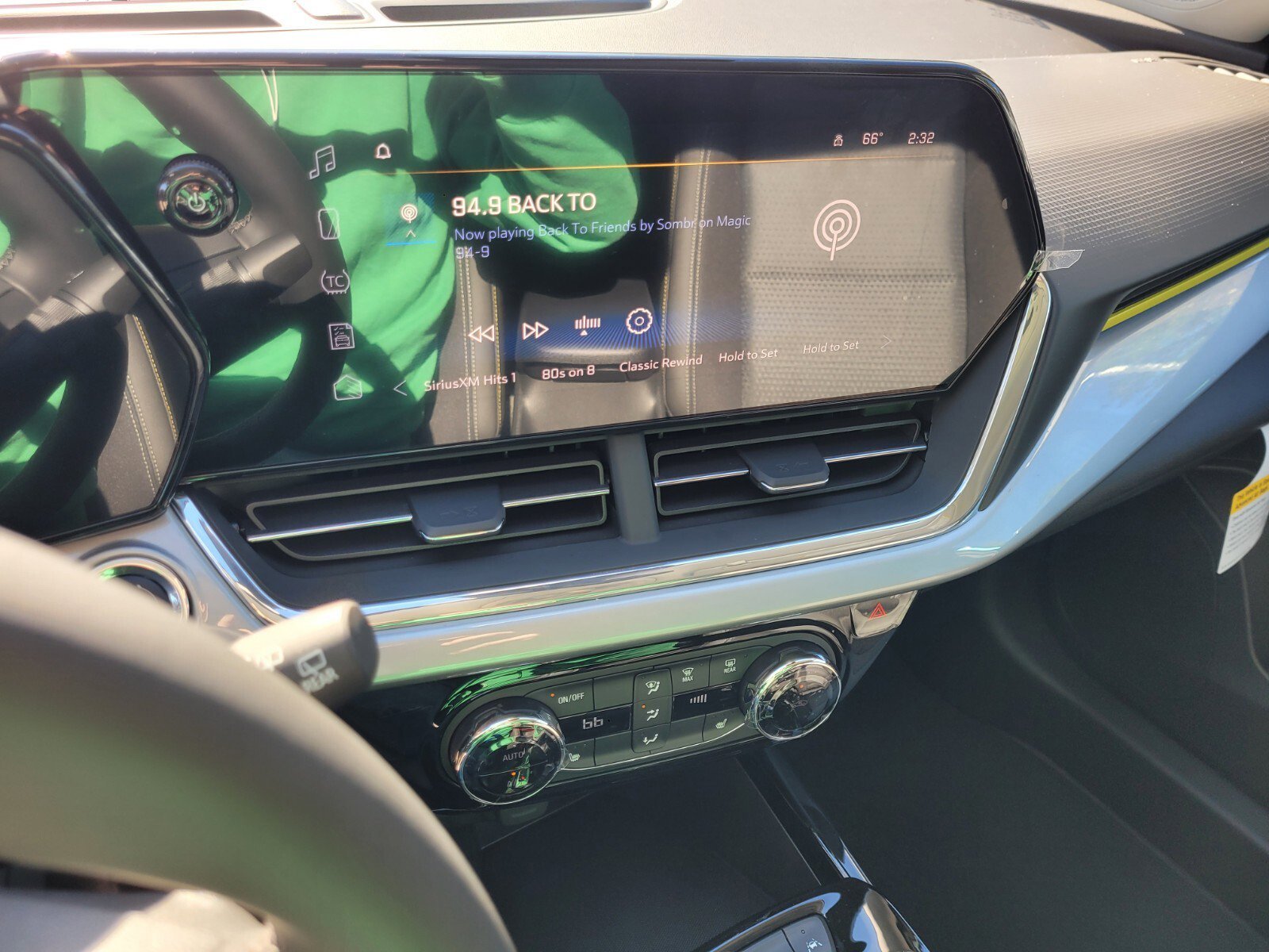 2026 Chevrolet Trax LT - Photo 26