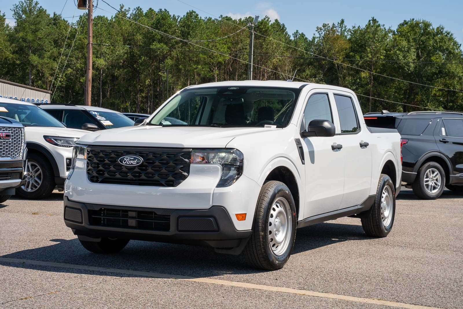 New 2026 Oxford White Ford XL image 2