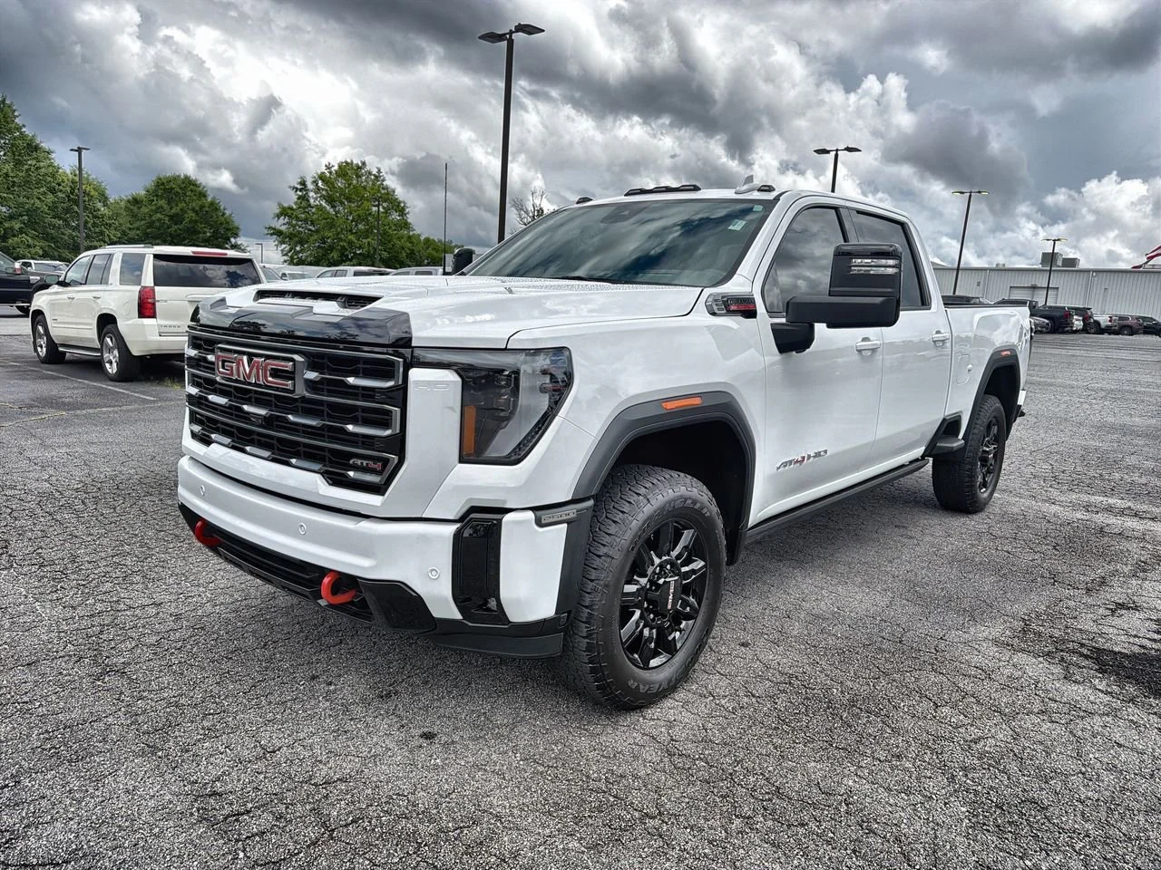 Used 2025 Summit White GMC AT4 image 4