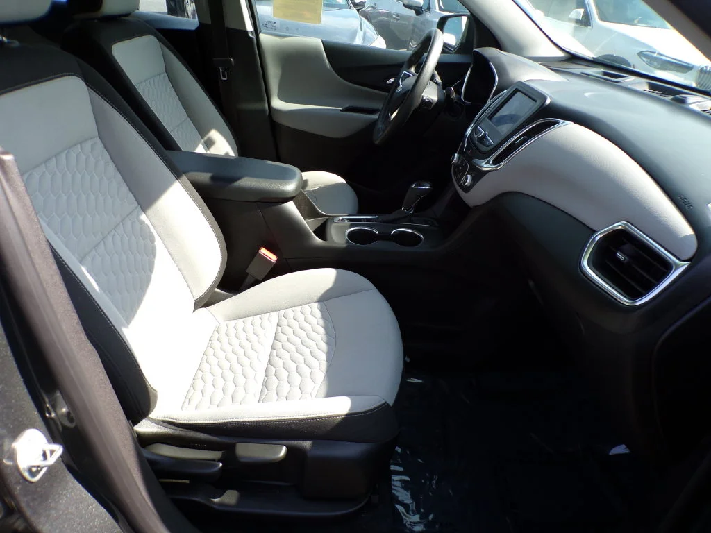 Used 2021 Gray Chevrolet LS image 6