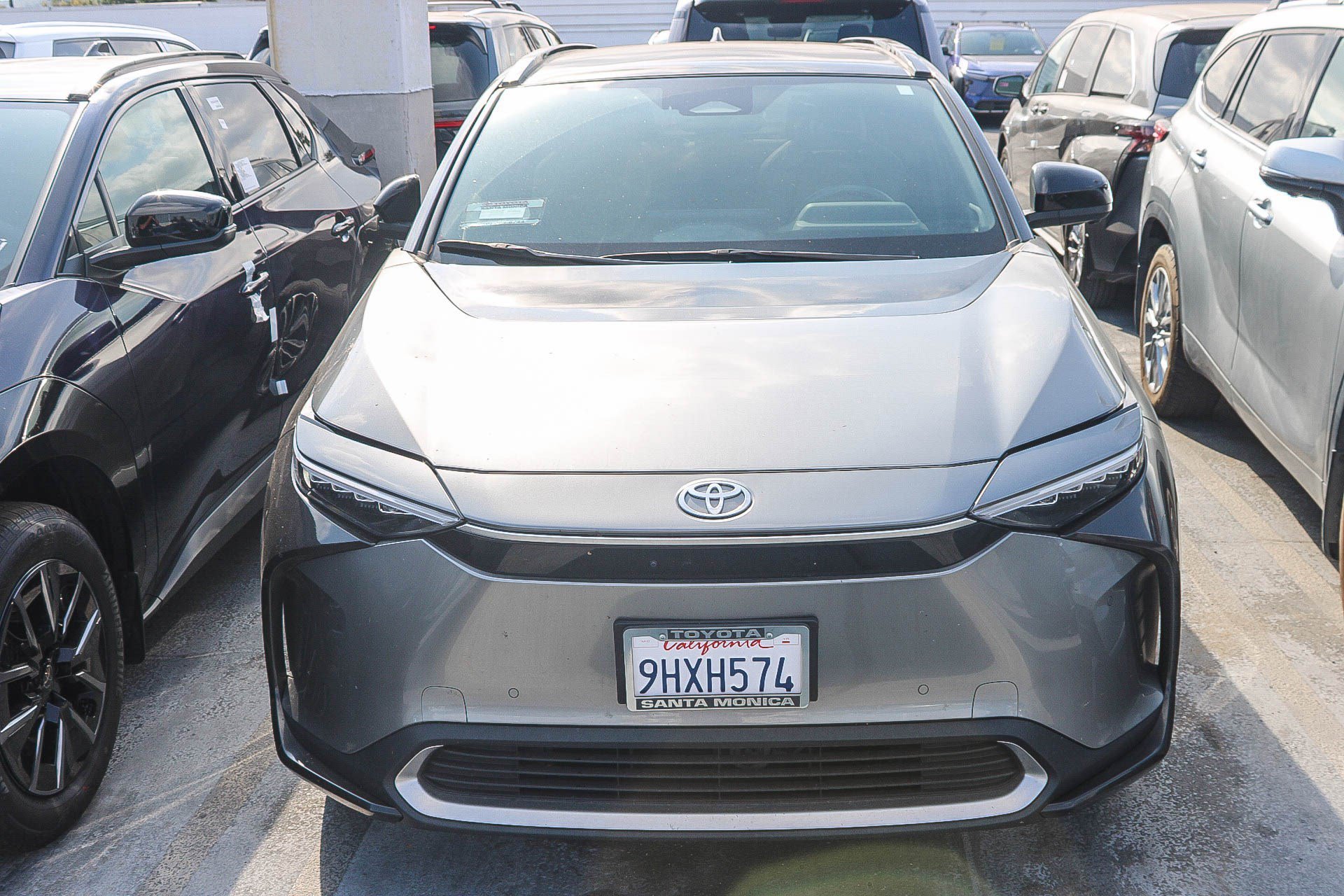 Used 2023 Heavy Metal w/Black Roof Toyota XLE image 3