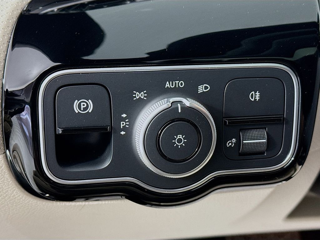 2025 Mercedes-Benz CLA CLA 250 - Photo 11