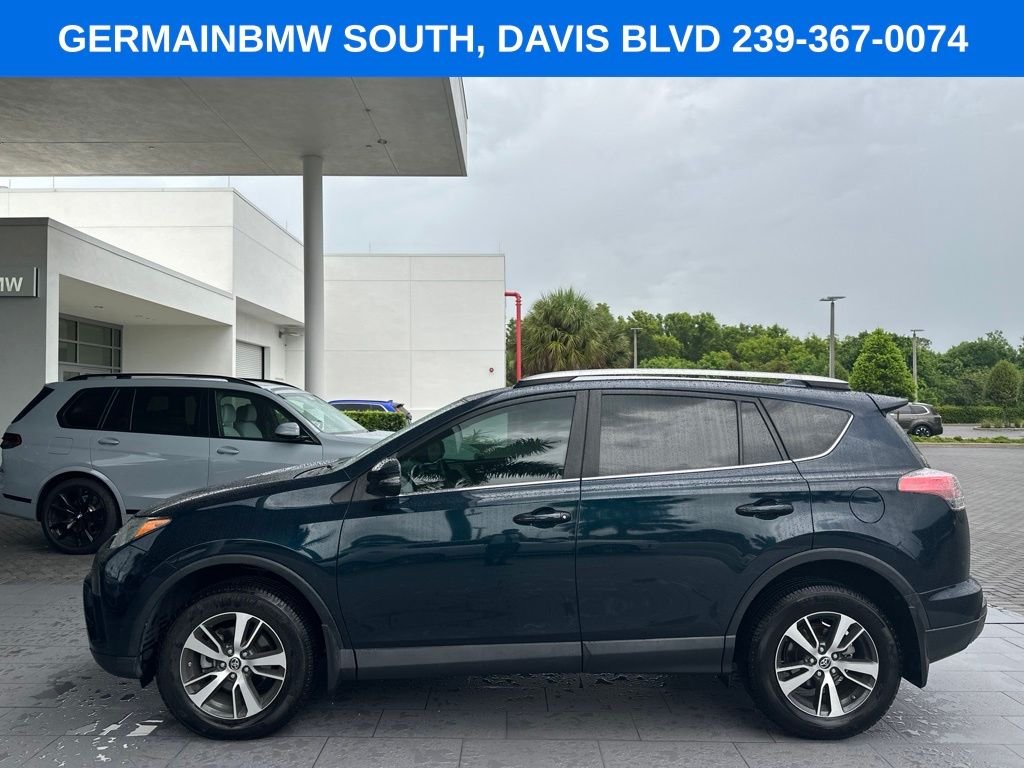 Used 2018 Aqua Toyota XLE image 6