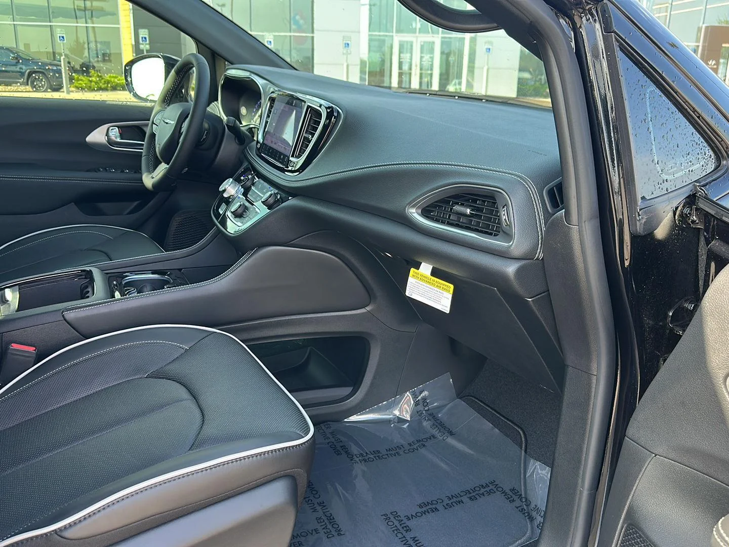 2026 Chrysler Pacifica Limited - Photo 33