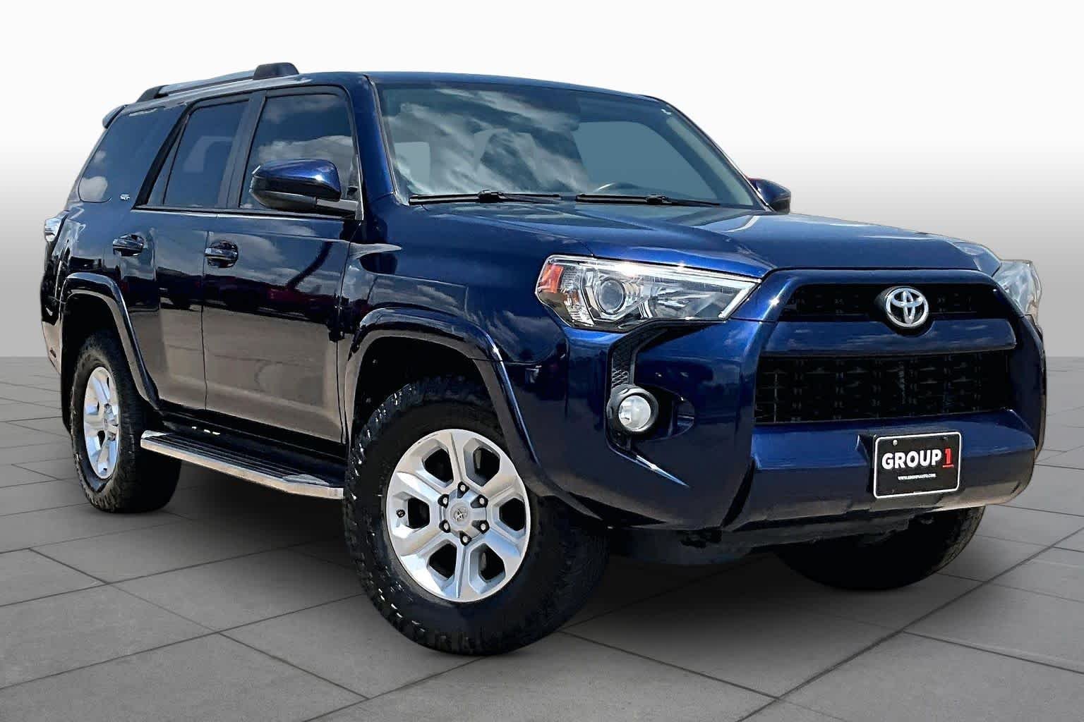 Used 2019 Nautical Blue Metallic Toyota SR5 image 3