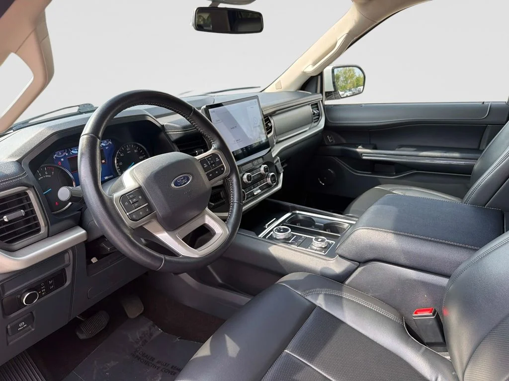 Used 2023 Star White Ford XLT image 24
