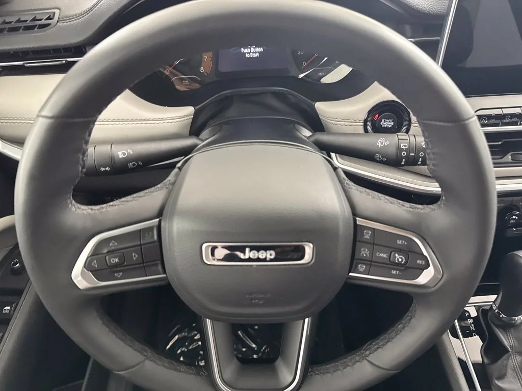 Used 2025 Black Jeep Limited image 26