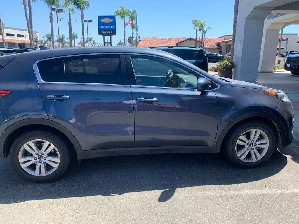 Used 2017 Blue Kia LX image 5