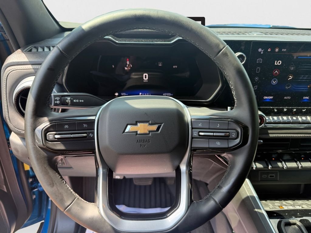 Used 2023 Blue Chevrolet LT image 17