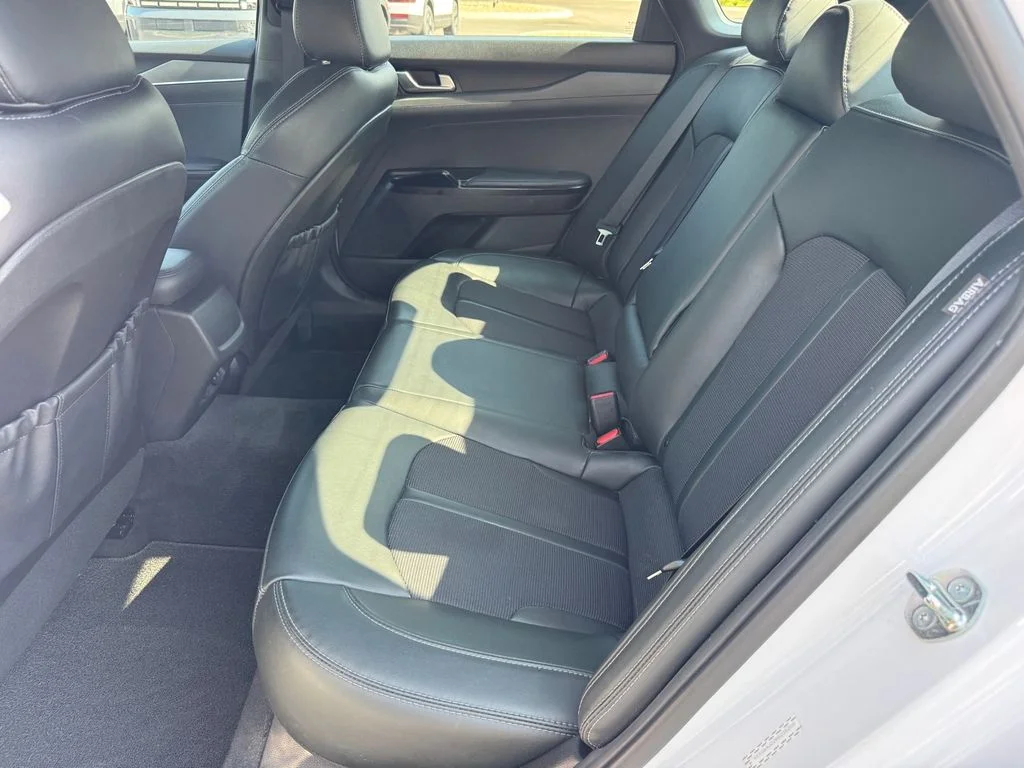 Used 2024 White Kia GT-Line image 13