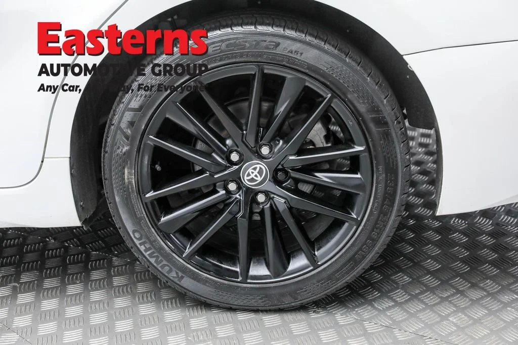 Used 2023 White Toyota SE image 28