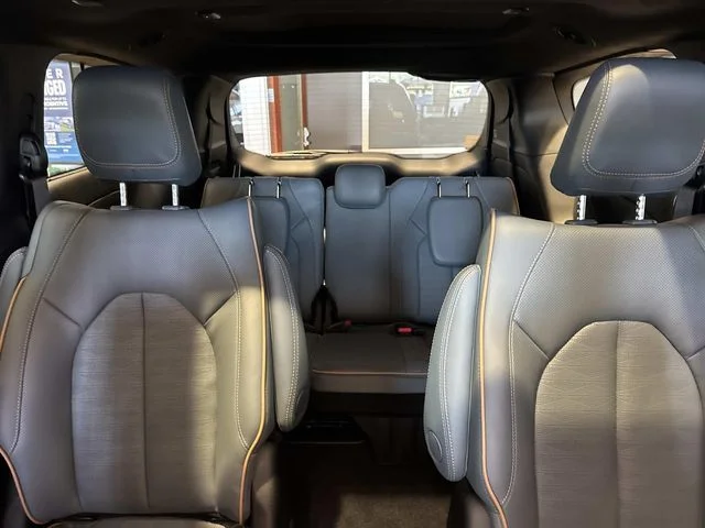 New 2027 Blue Chrysler Pinnacle image 11