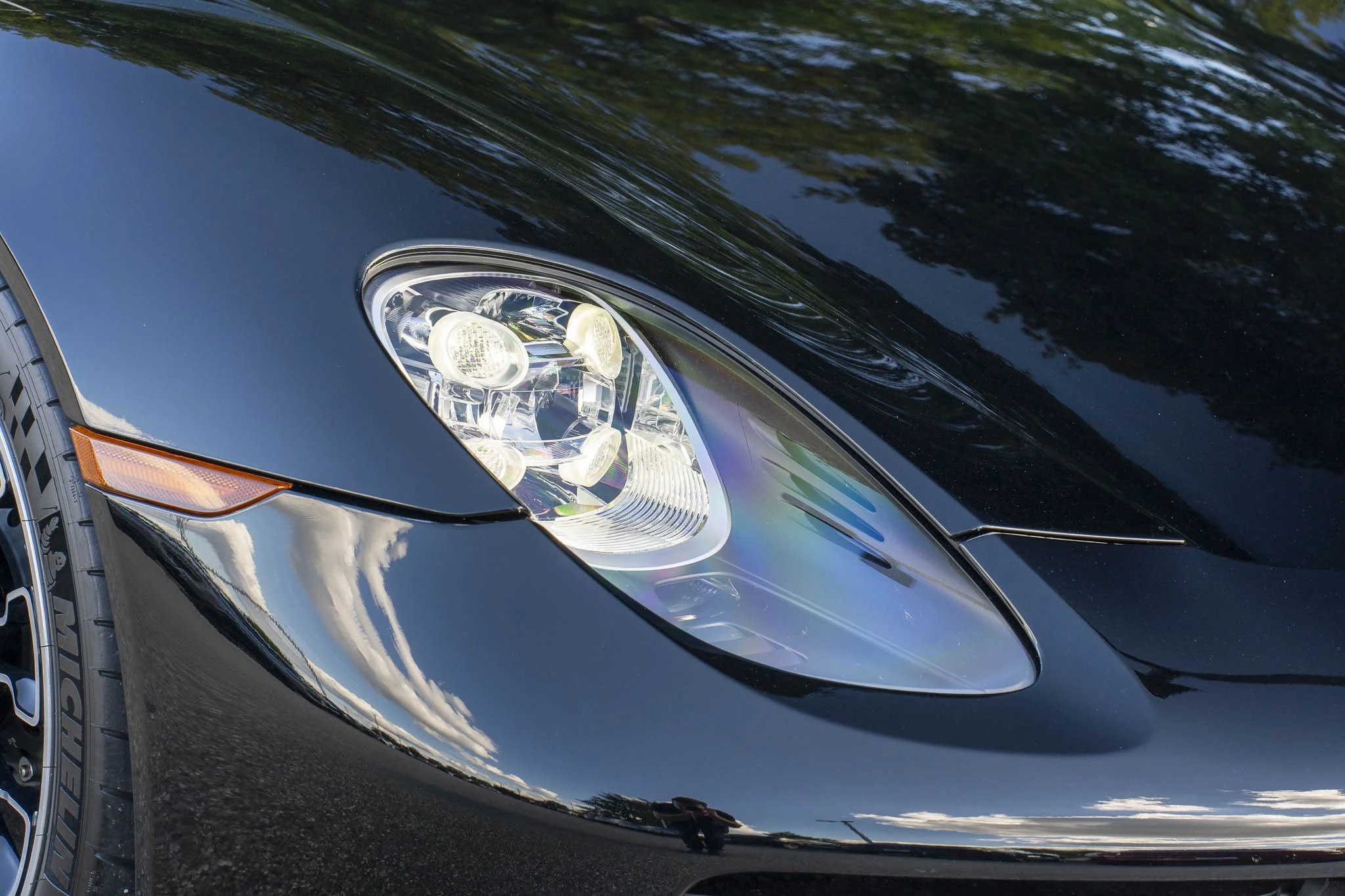 Used 2015 Black Porsche  image 31