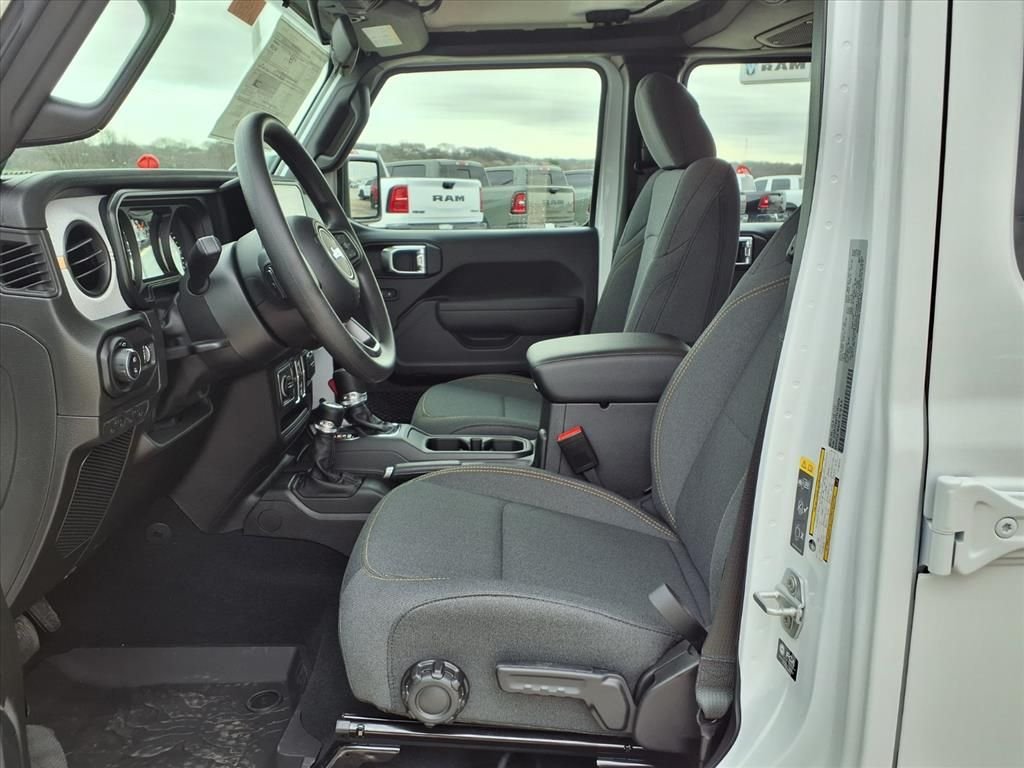 New 2026 Bright White Clear-Coat Exterior Paint Jeep Sport image 12