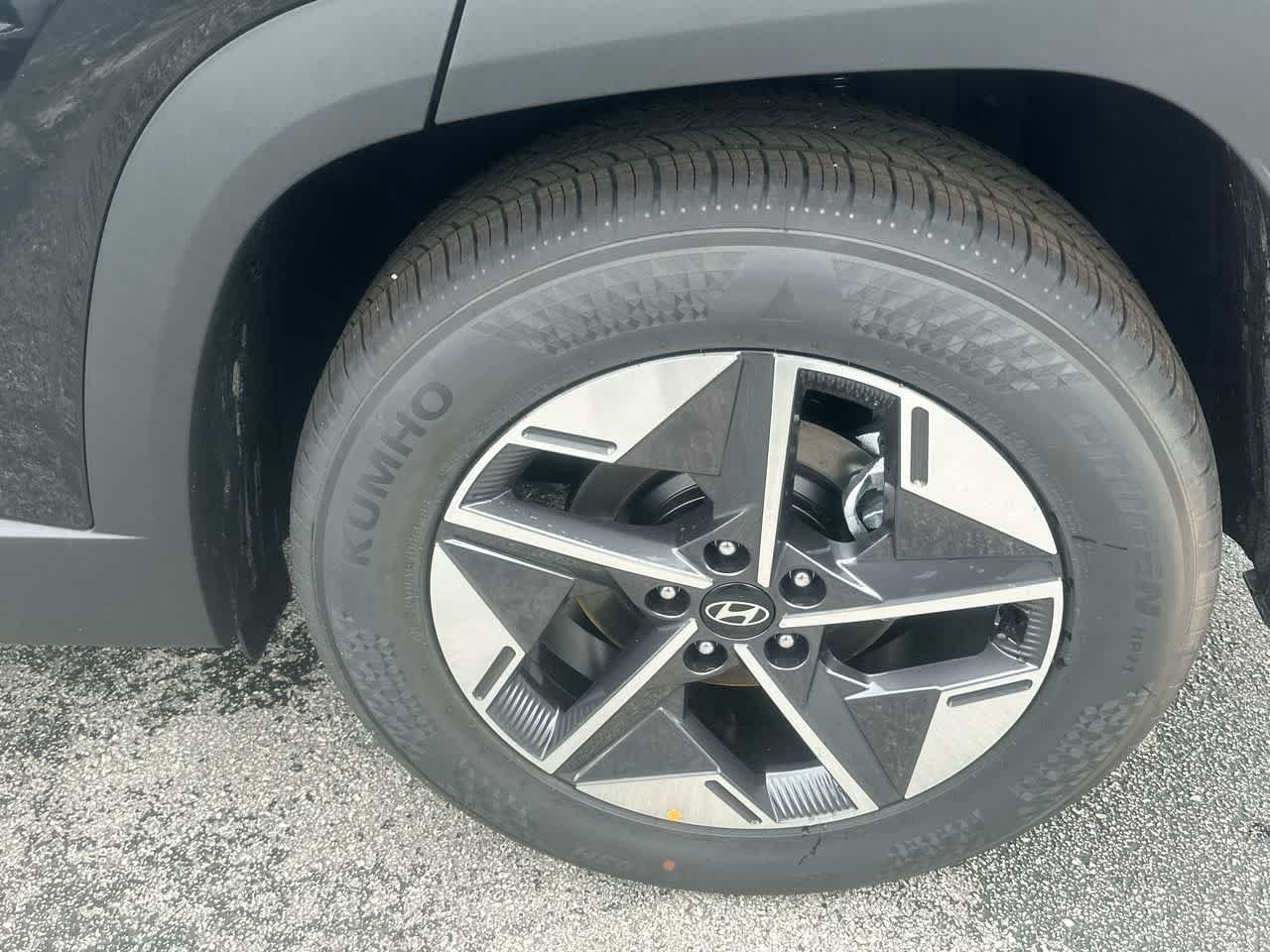 New 2026 Phantom Black Hyundai SEL FWD image 11