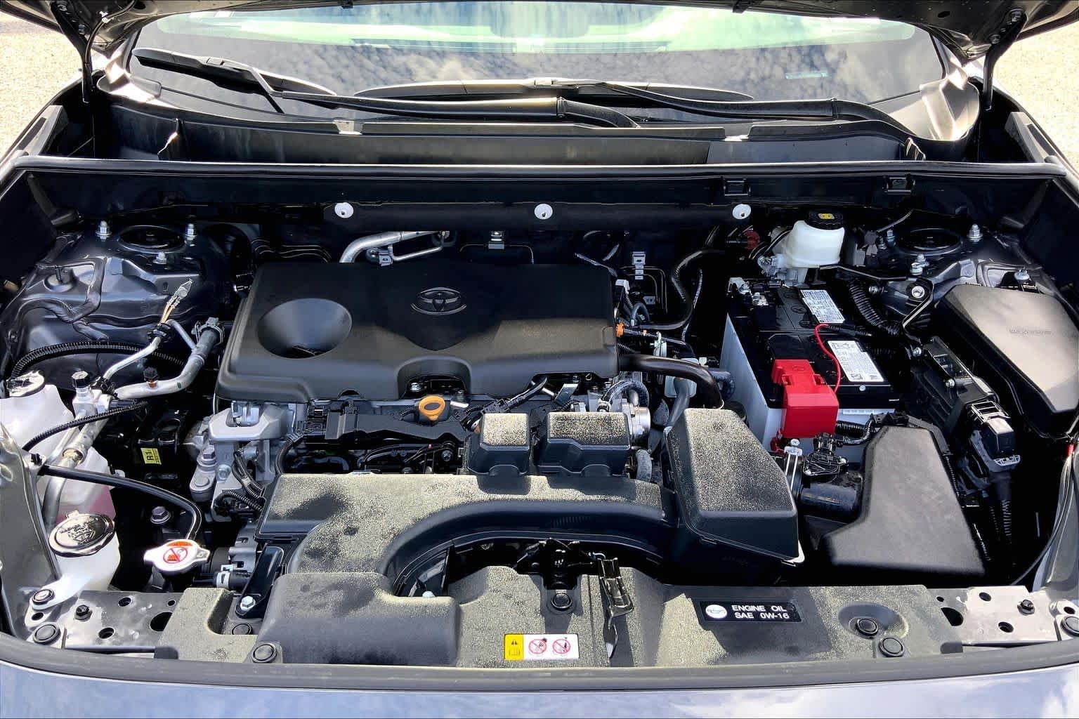 Used 2025 Magnetic Gray Metallic Toyota XLE Premium image 31