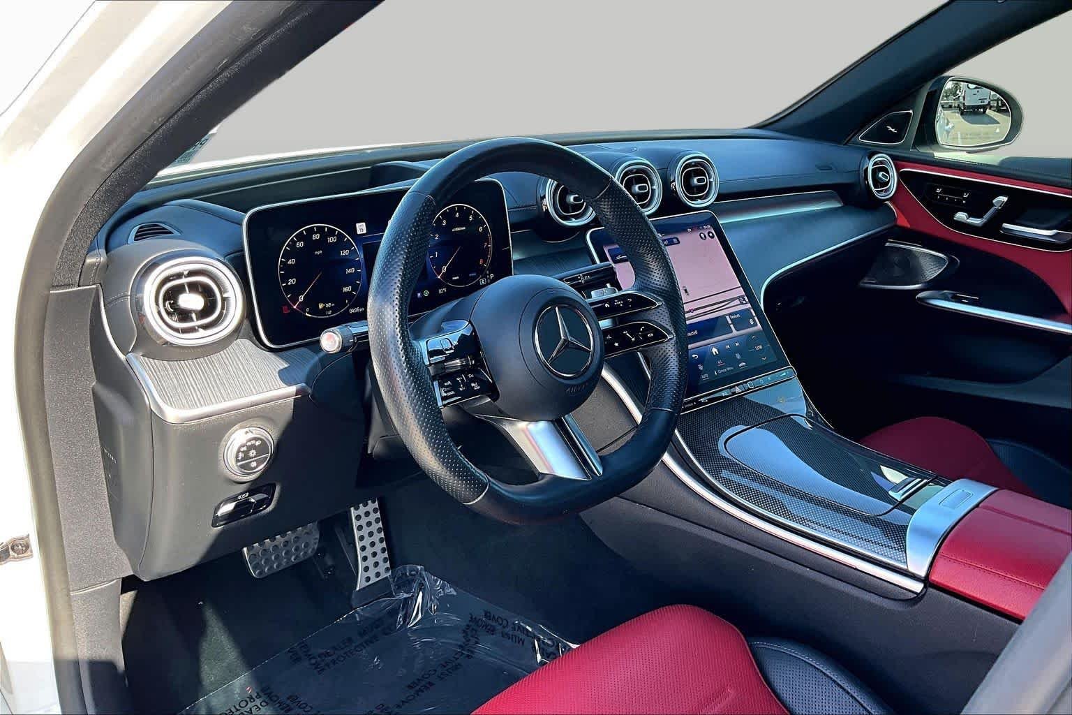 Used 2023 MANUFAKTUR Moonlight White Metallic Mercedes-Benz C 300 image 15