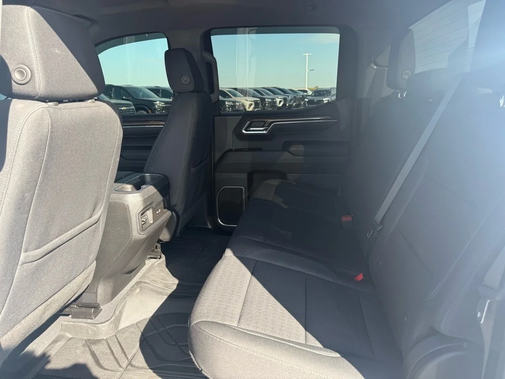 2023 Chevrolet Silverado 1500 RST - Photo 13