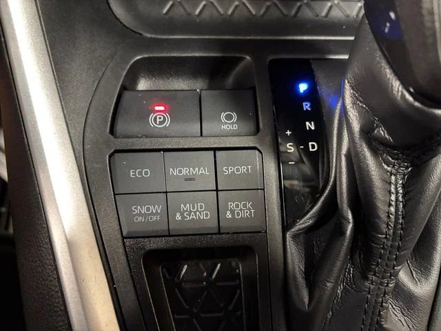 Used 2022 Magnetic Gray Metallic Toyota XLE image 21
