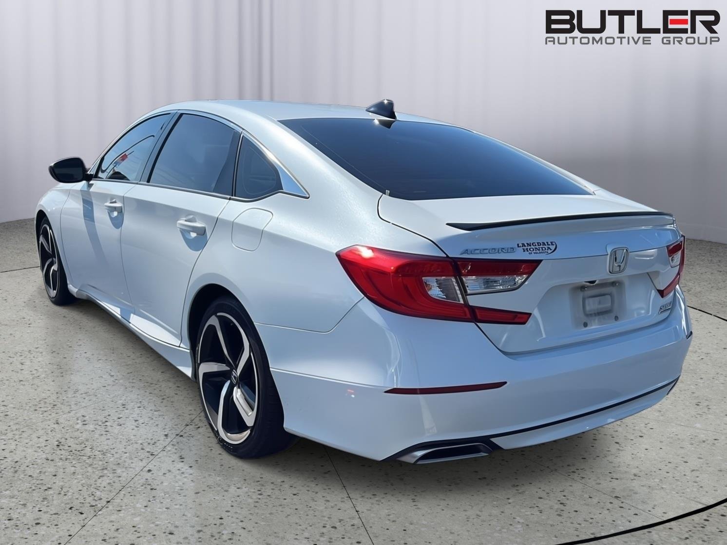 Used 2022 Platinum White Pearl Honda Sport Special Edition image 3