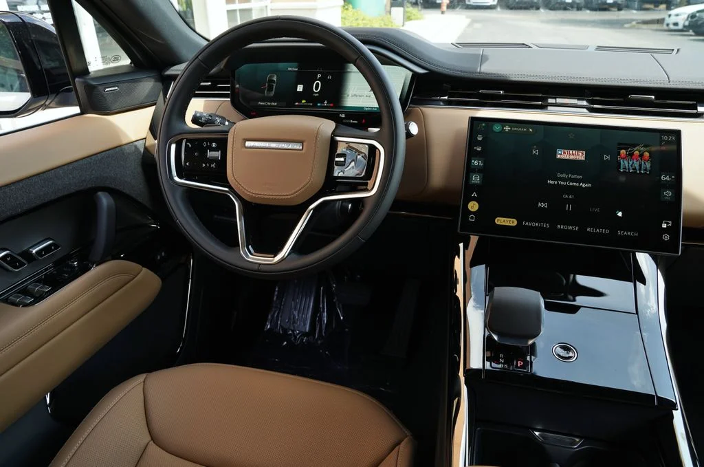 Used 2026 White Land Rover SE image 16
