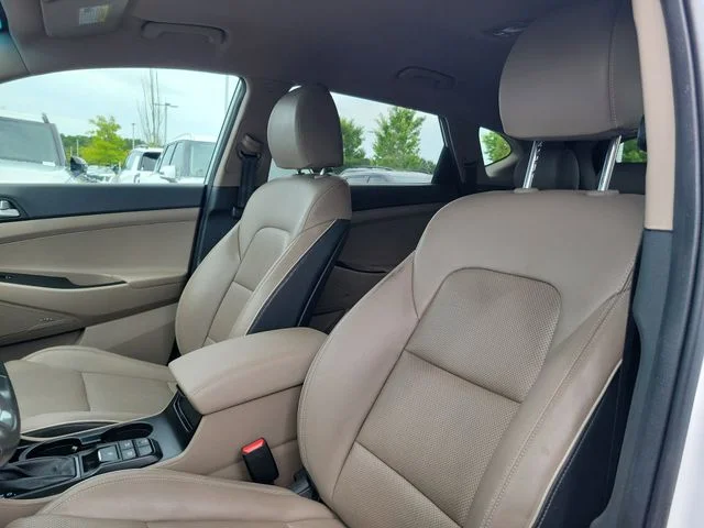 Used 2021 White Hyundai Limited image 13