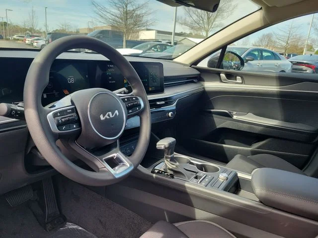 New 2026 Aurora Black Pearl Kia LXS FWD image 11