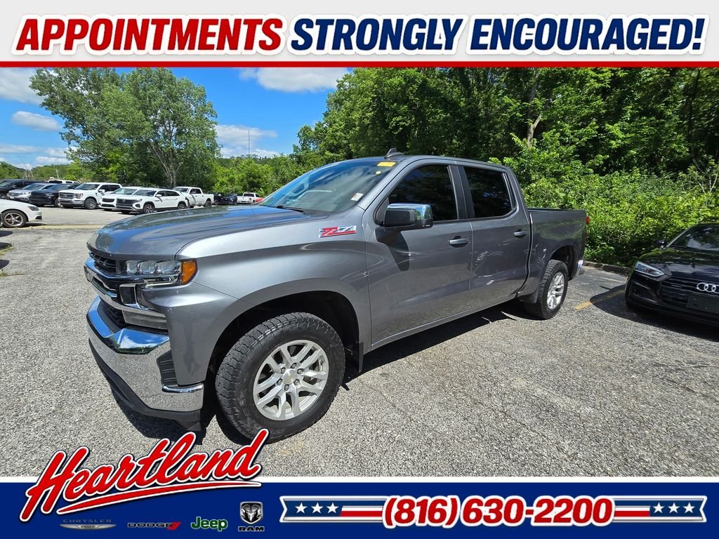 Used 2022 Gray Chevrolet LT image 2