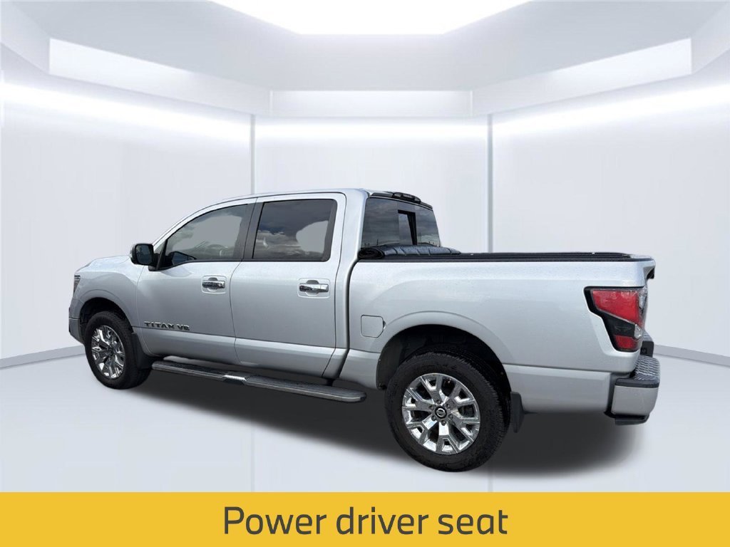 Used 2020 Silver Nissan SL image 12