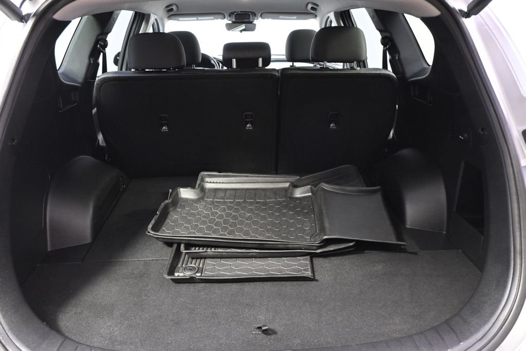 Certified Used 2023 Shimmering Silver Hyundai SEL image 19
